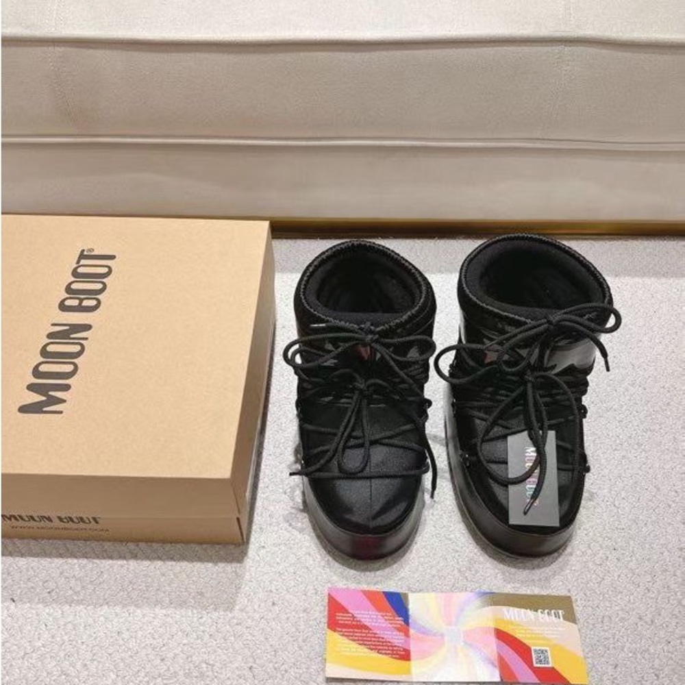 Moon Boot Men's Black High-Top Lace-Up Boots